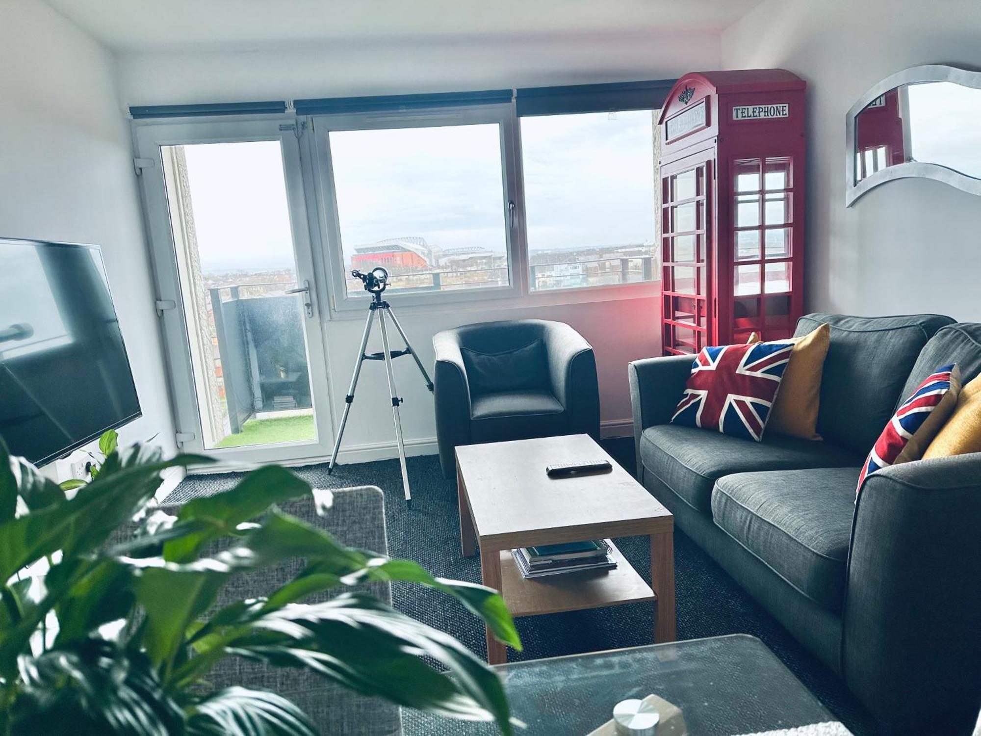 Unique View Of Anfield Stadium - Charming 2 Bedroom Apartment In Liverpool With Parking Exterior foto